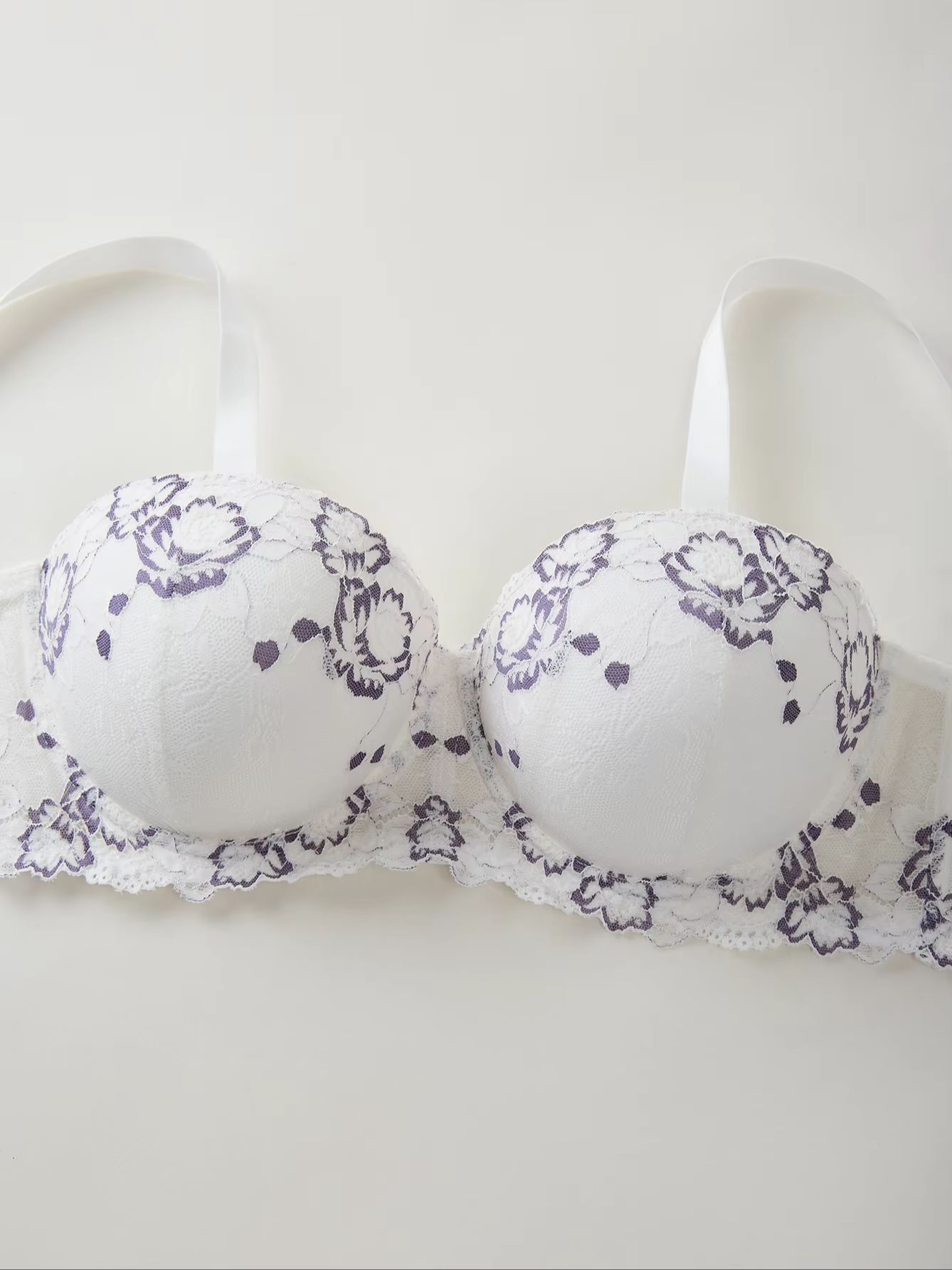 Plus Size Lace & Embroidery Wo - Plunge Bra Push Up 리뷰 및 가격