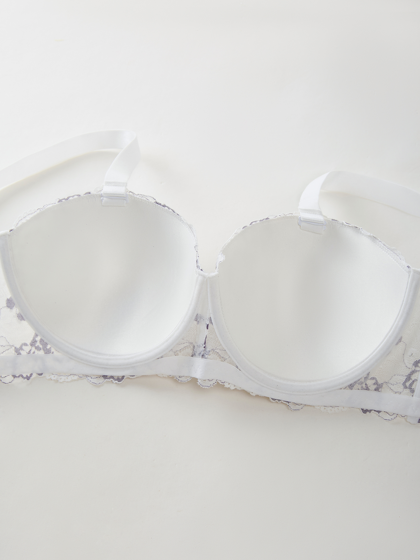 Plus Size Lace & Embroidery Wo - Plunge Bra Push Up 리뷰 및 가격